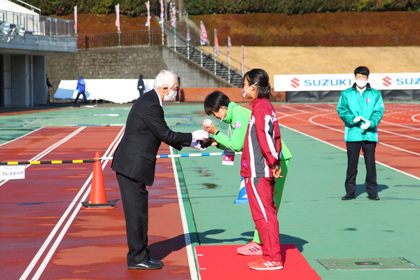 award_05.jpg
