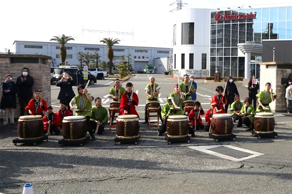 support_05.jpg